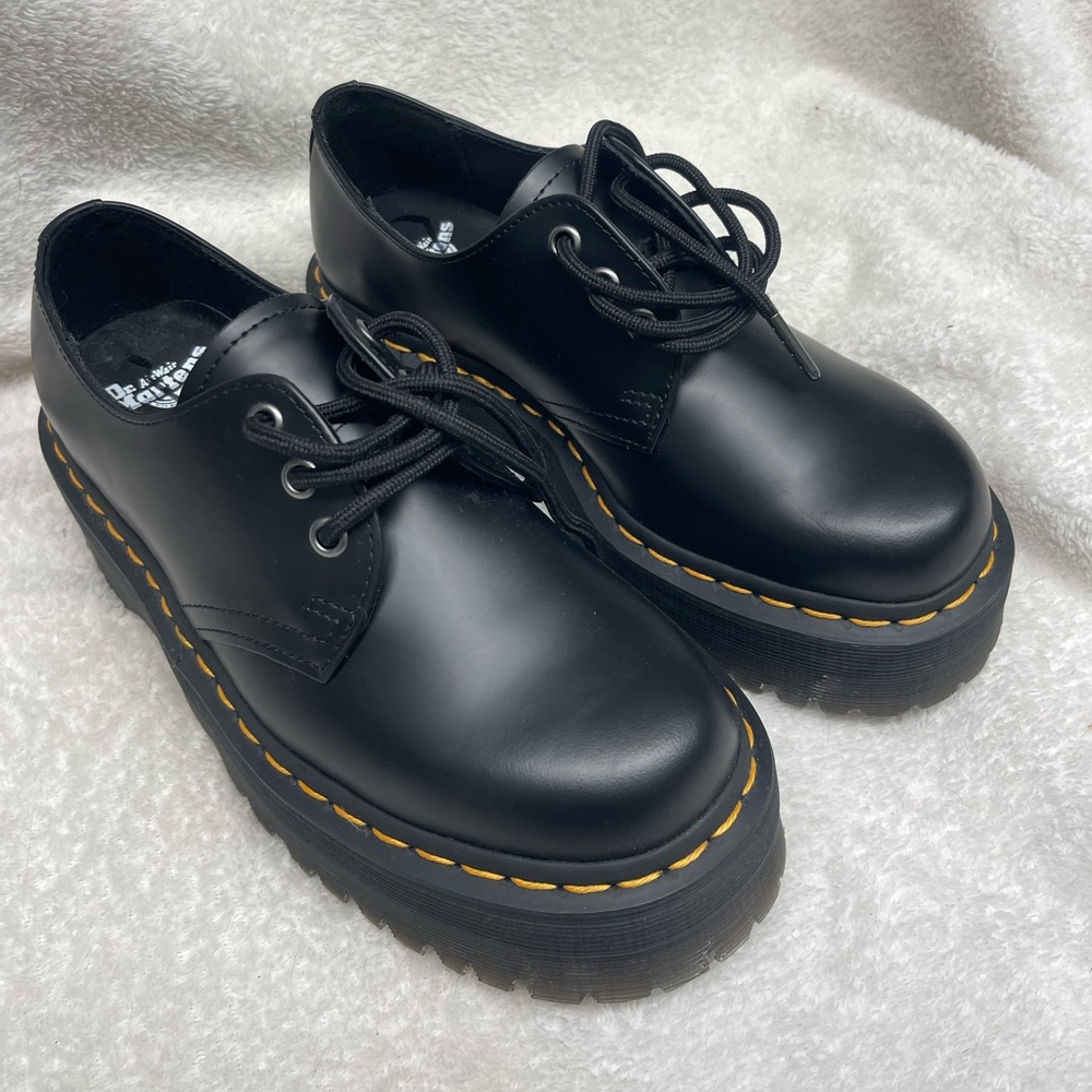 Nwot 1461 smooth leather platform doc martens
